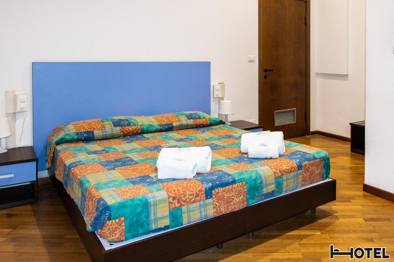 Hotel Youri Il Magnifico Genua Buitenkant foto